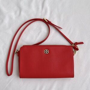 Tory Burch Brody Pebbled Wallet Crossbody in Samba